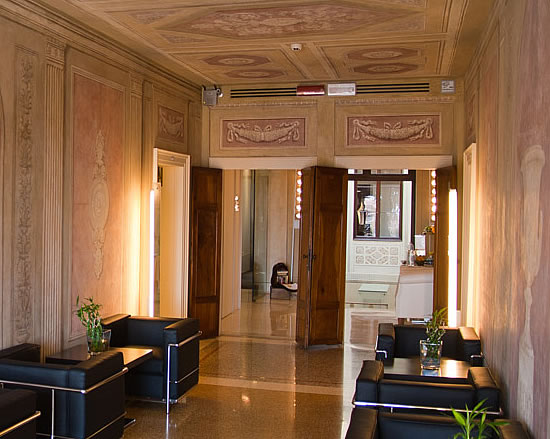 Restauro infissi e arredi - Locanda De La Spada